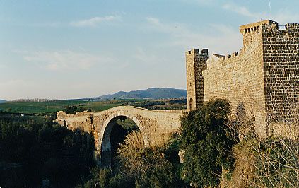 Canino Castello Vulci