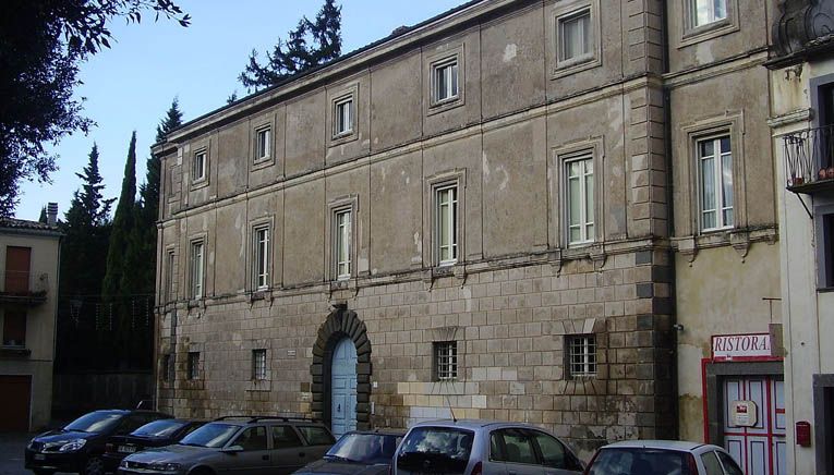 Lubriano - Palazzo Bourbon del Monte